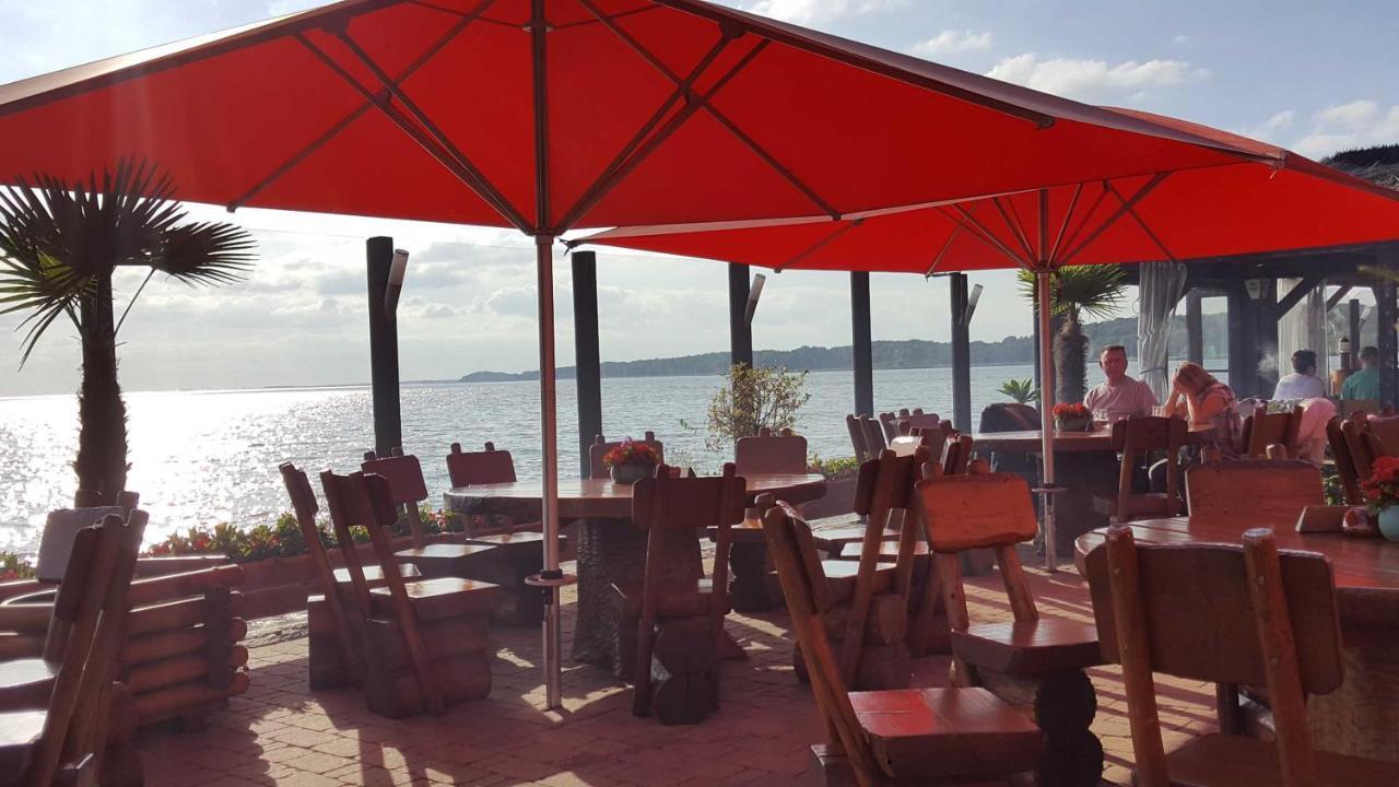 Appartement "Mondstein" Mit Penthouseflair - Oase Am Haff Garz  Luaran gambar